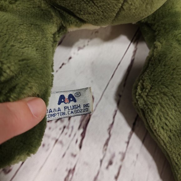 Realistic Green Frog Toad Plush Stuffed Animals A&A Plush - Picture 4 of 6